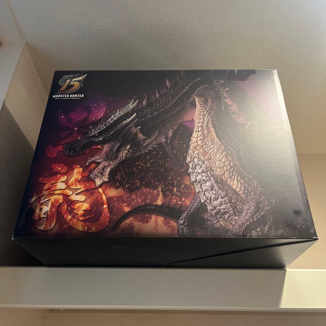 だ*が様 CAPCOM モンスターハンター 黒龍ミラボレアス