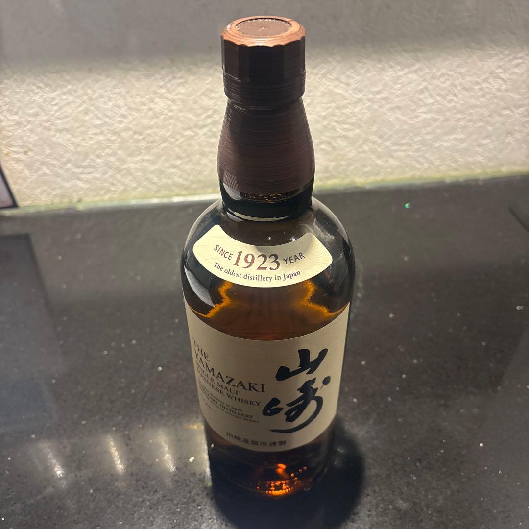 サントリー　山崎 シングルモルトウイスキー 700ml