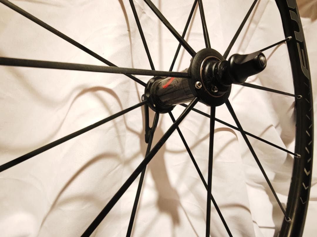 フルクラム FULCRUM レーシングゼロ カーボン (リムブレーキ・シマノ)