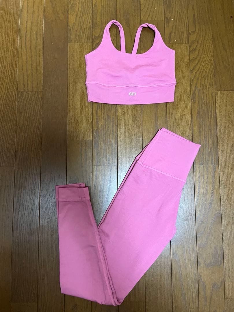 SET ACTIVE セットアクティブ ヨガウェア
