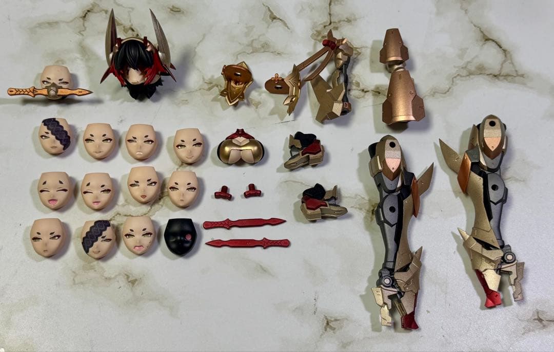 メガミデバイス　塗装完成品