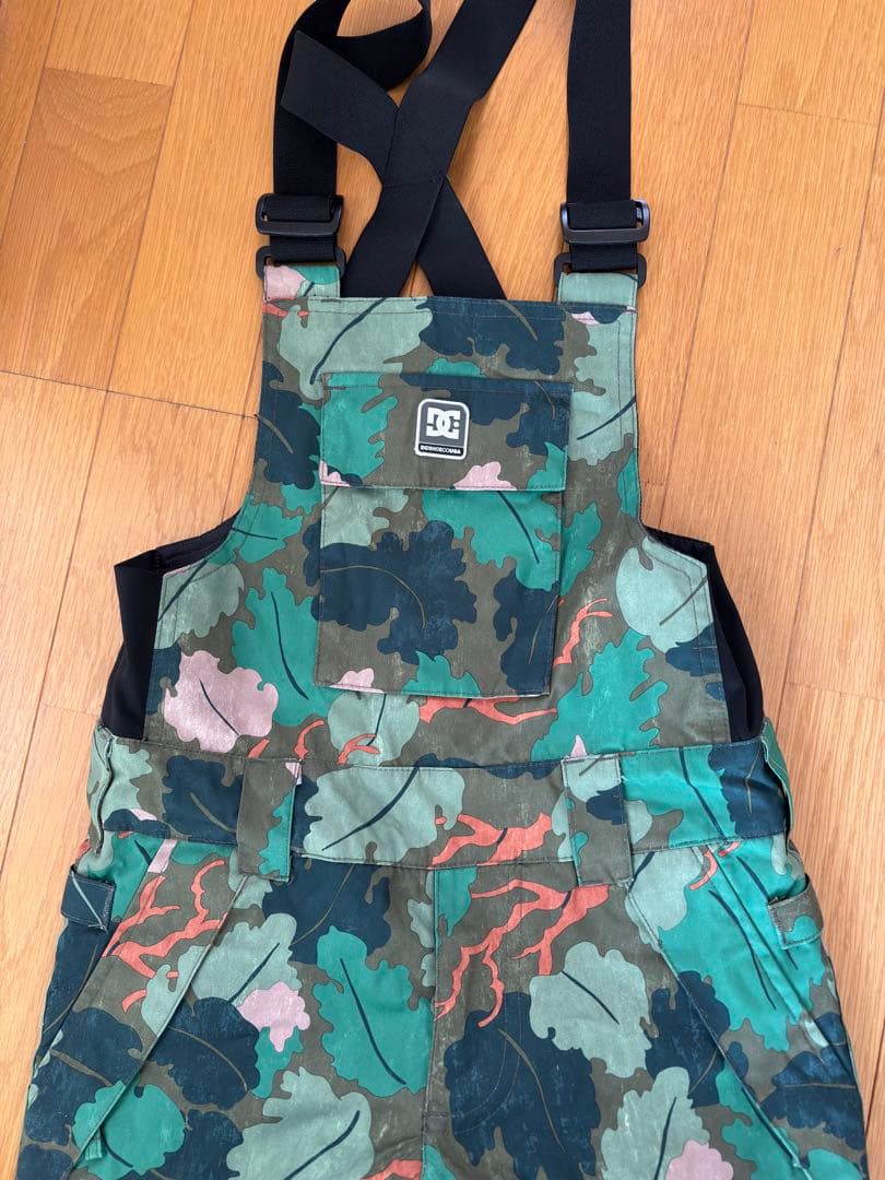 DC 迷彩柄 スノーボードウェア (子ども用)