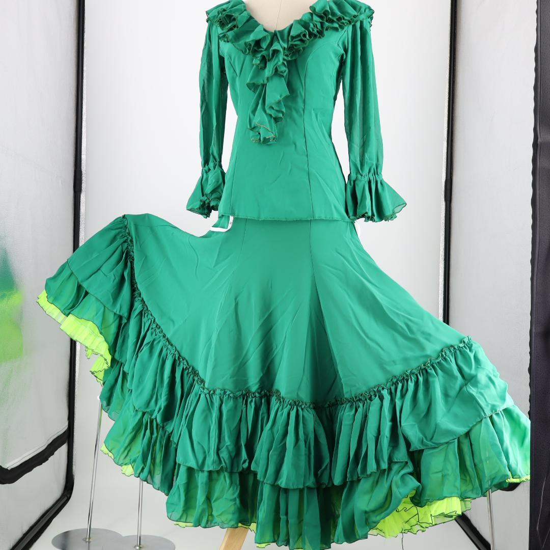 【美品 フラメンコ衣装】グリーン×イエロー×豪華フリル ブラウス ファルダ