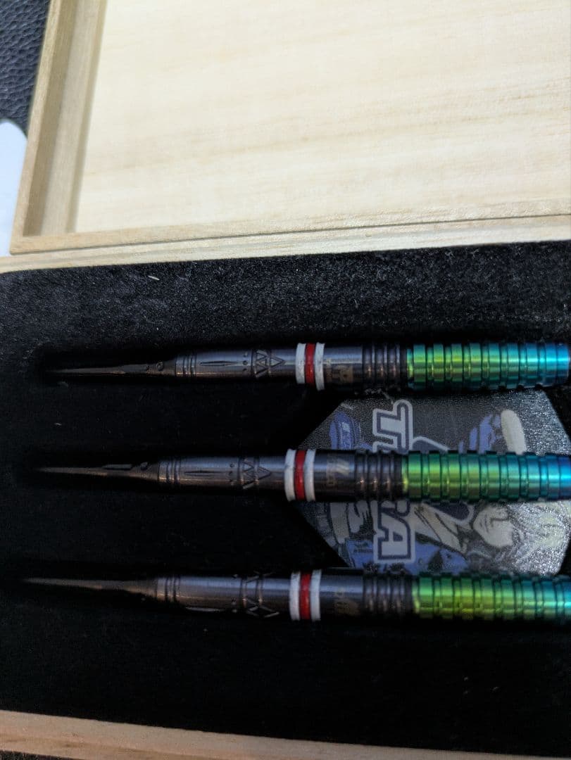 新品未使用 TIGA×TRiNiDAD ゴメチュ2 フュージョン