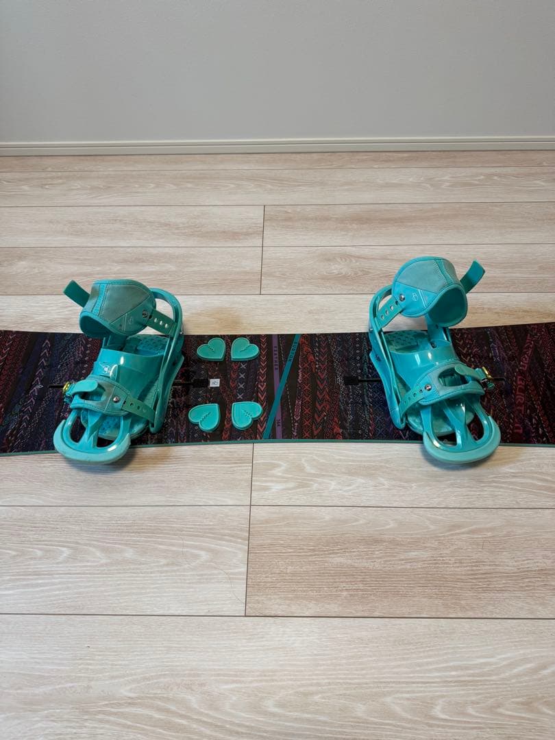 美品レディースBURTONスノーボード144cmバインディングブーツケースセット