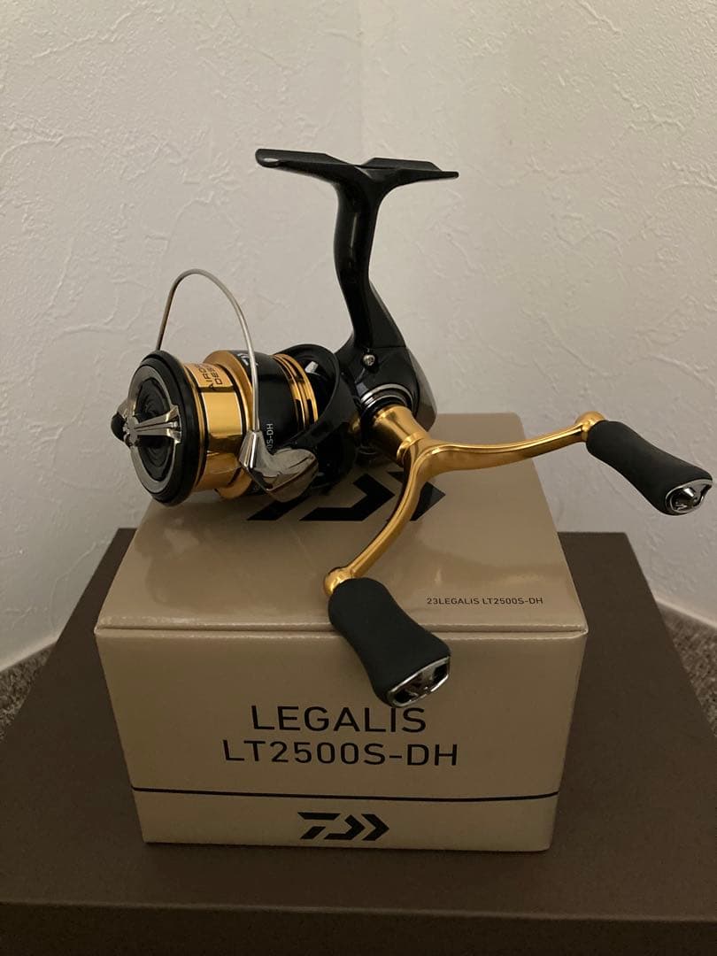 ダイワ 23 レガリス LT2500S-DH 美品