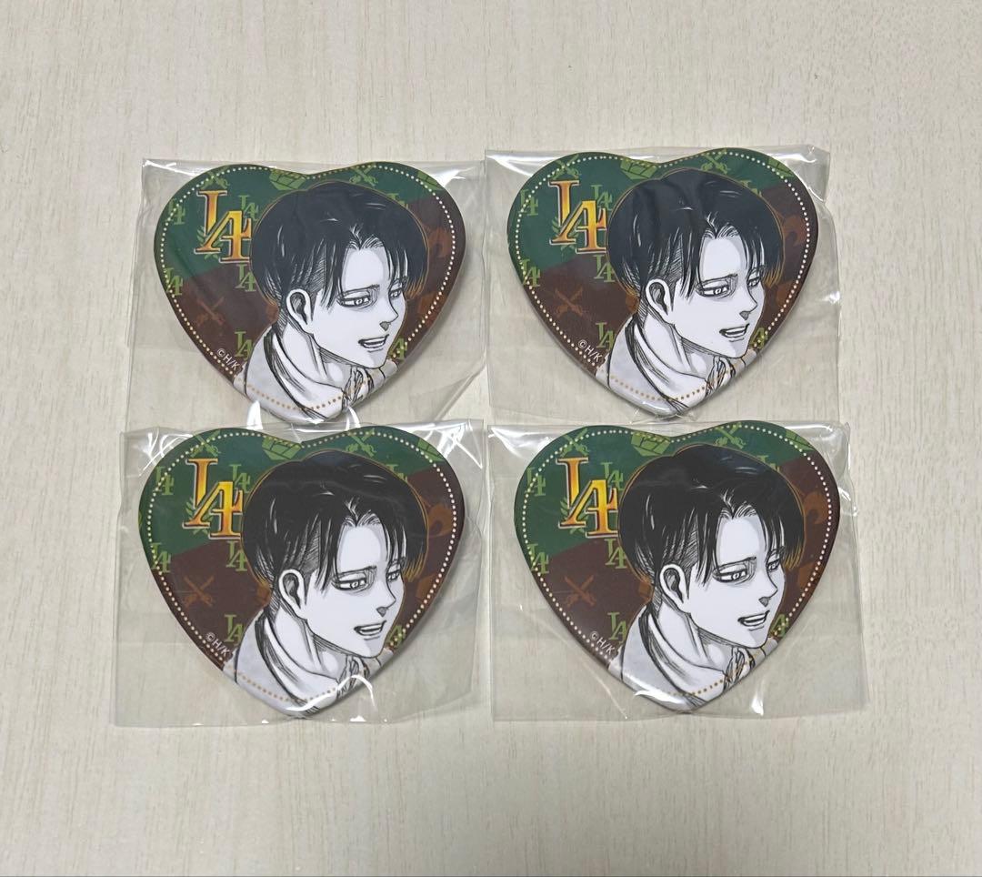 進撃の巨人 リヴァイ バレンタイン ハート缶バッジ anique