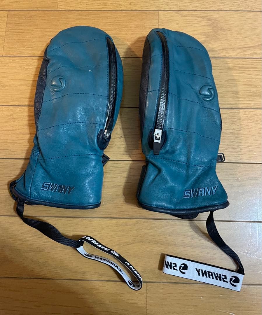 ② swany グローブ　ミトンタイプ　BOCCO