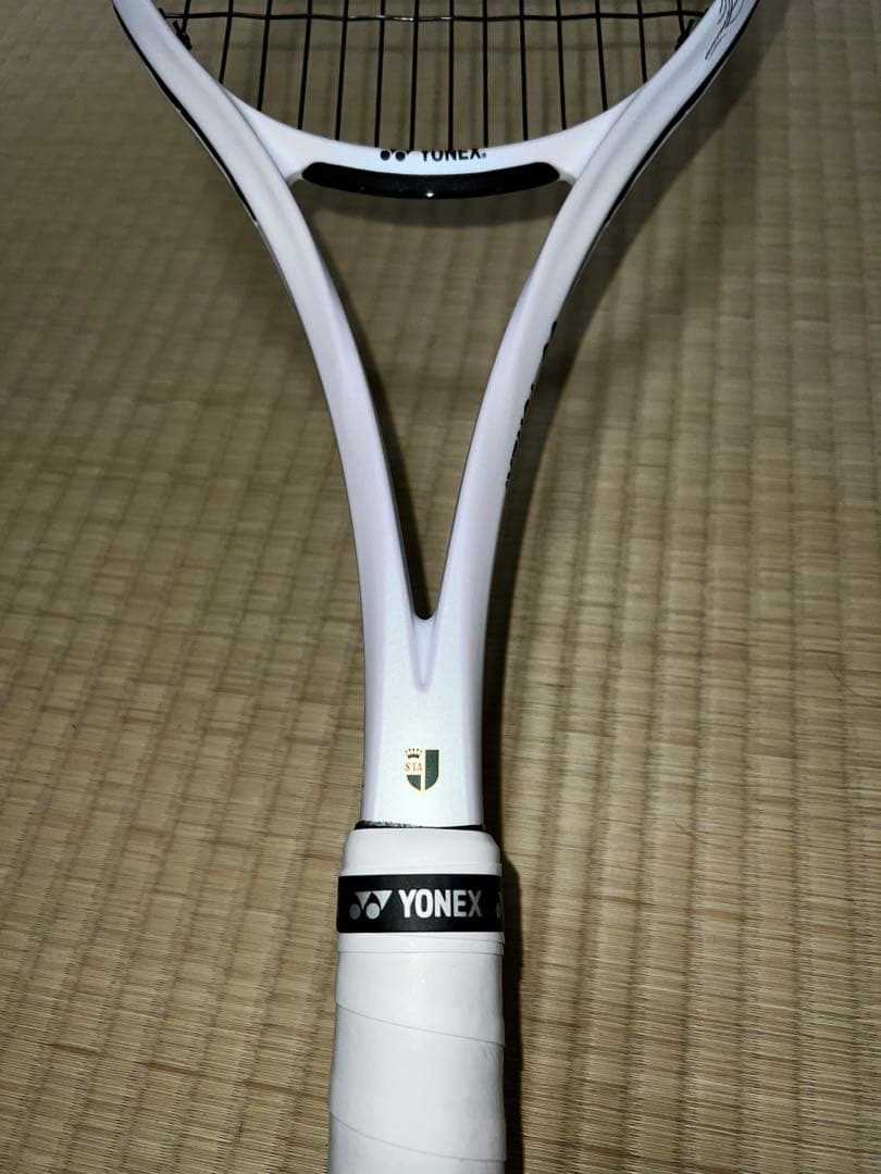 ジオブレイク80V ヨネックス　ポリアクションプロ