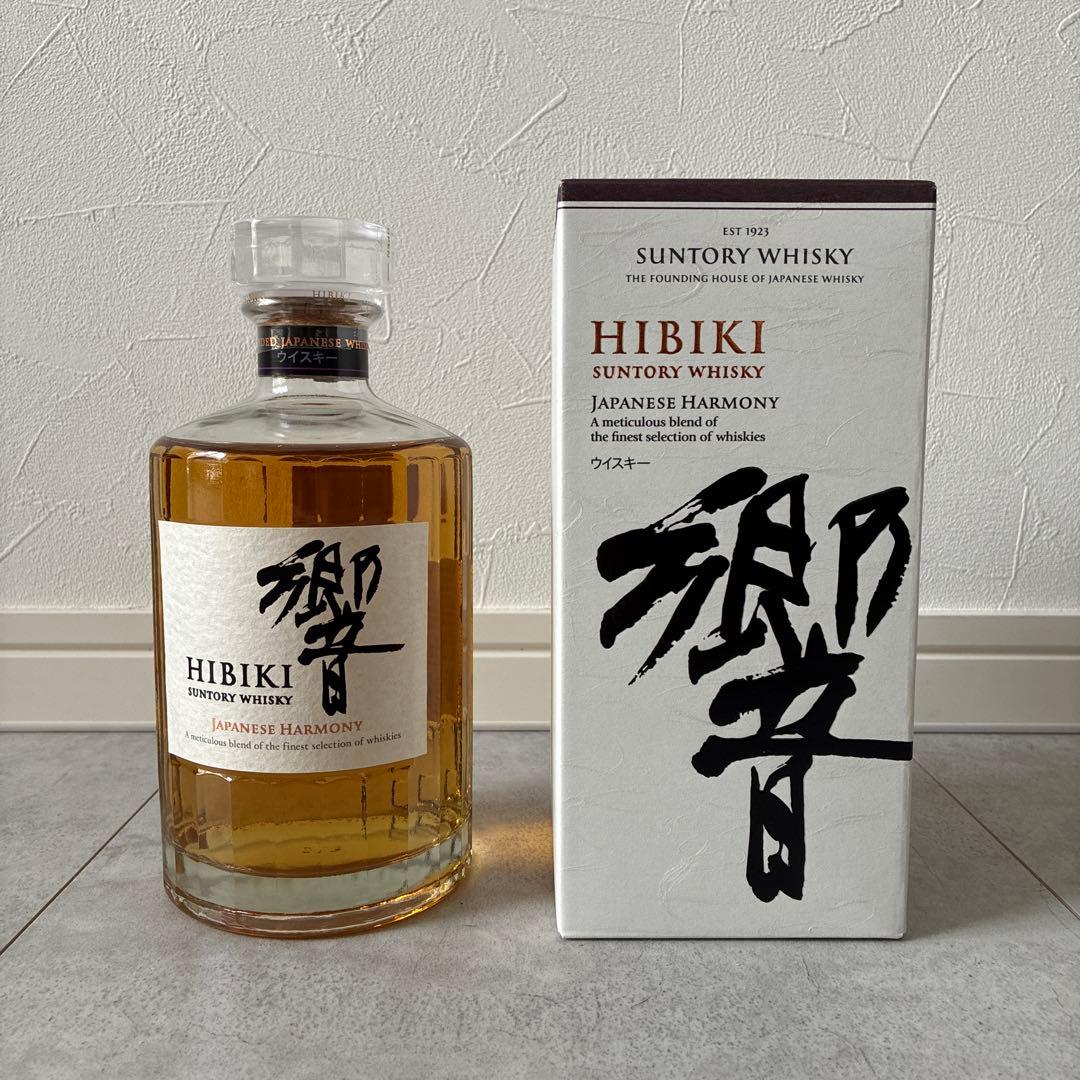 サントリーウイスキー響HIBIKI JAPANESE HARMONY 700ml