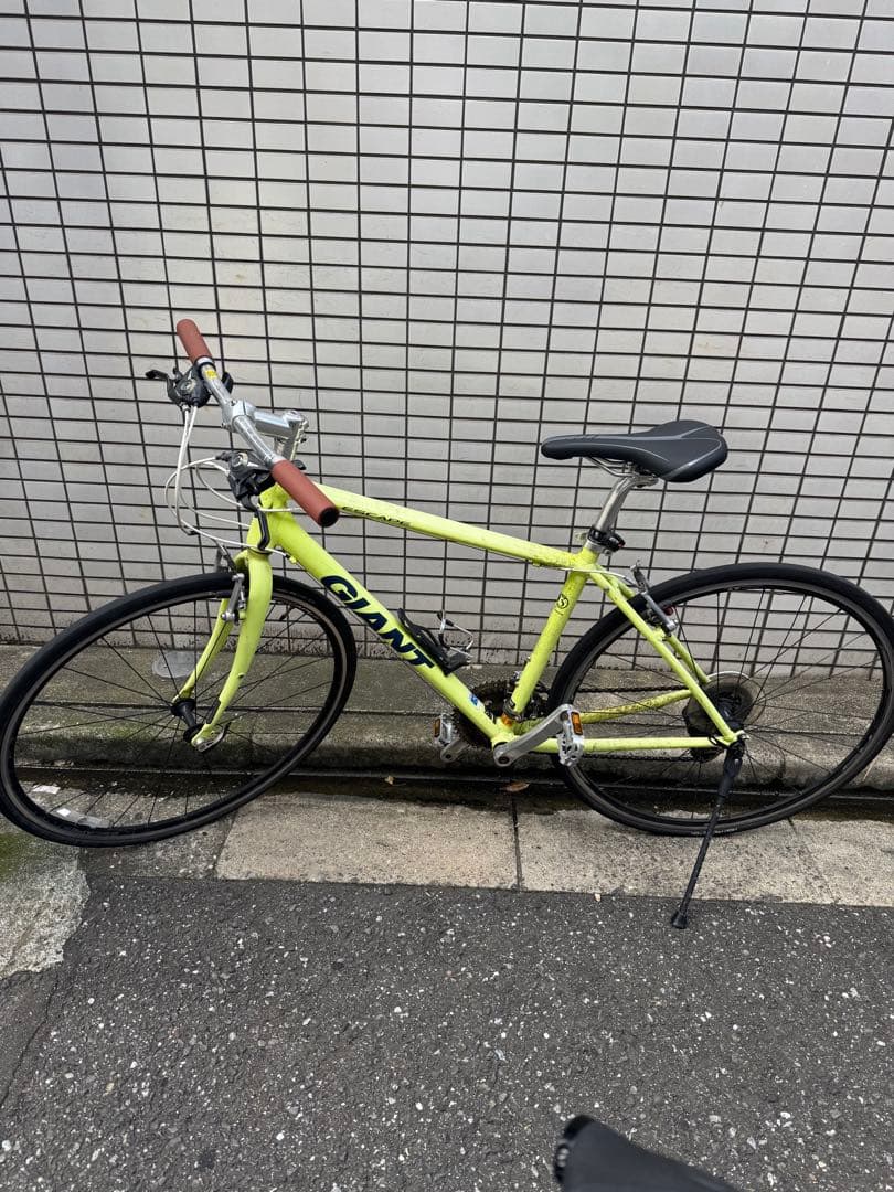 ジャイアント　クロスバイク　都内　即決