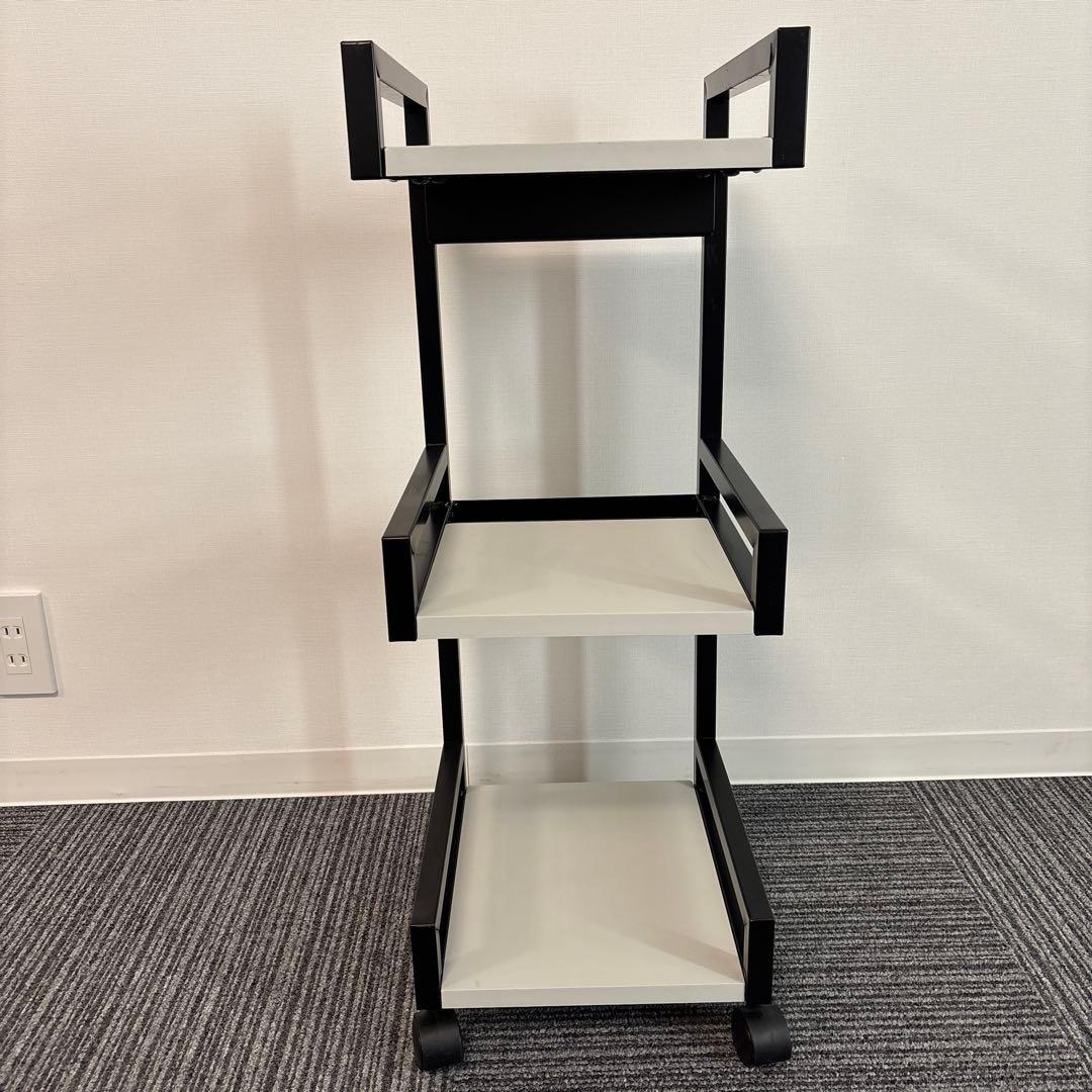 【美品】【GANA】ワゴン アンフォーマ/マツエク/まつ毛パーマ/エステ/ネイル