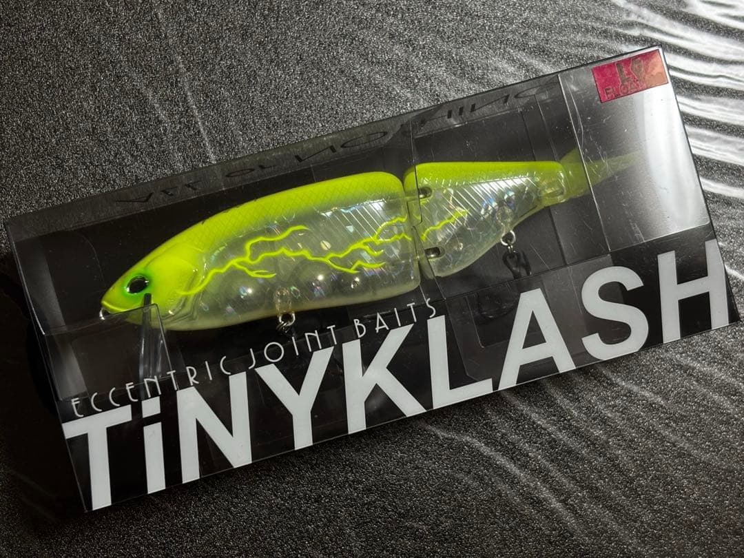 バサクラ DRT TiNYKLASH Low #lightning B