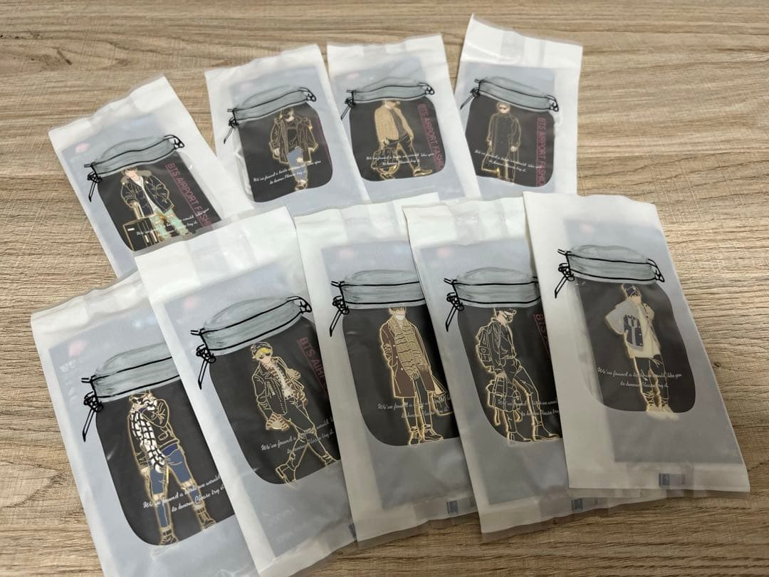 未開封✨ BTS ピンバッジ 9個　空港 ファッション バッジ 防弾少年団