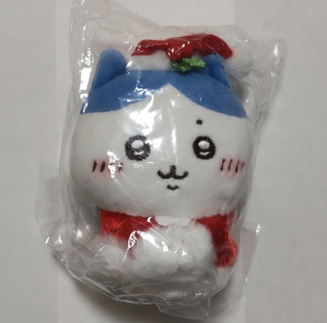 ちいかわ サンタさんだ！持ちますマスコット ハチワレ ちいかわランド