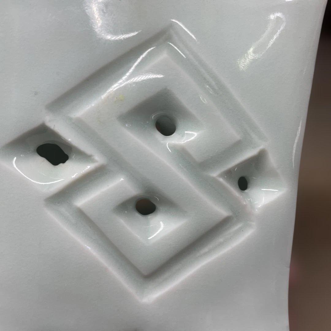 上田恒次　白瓷筆筒　共箱