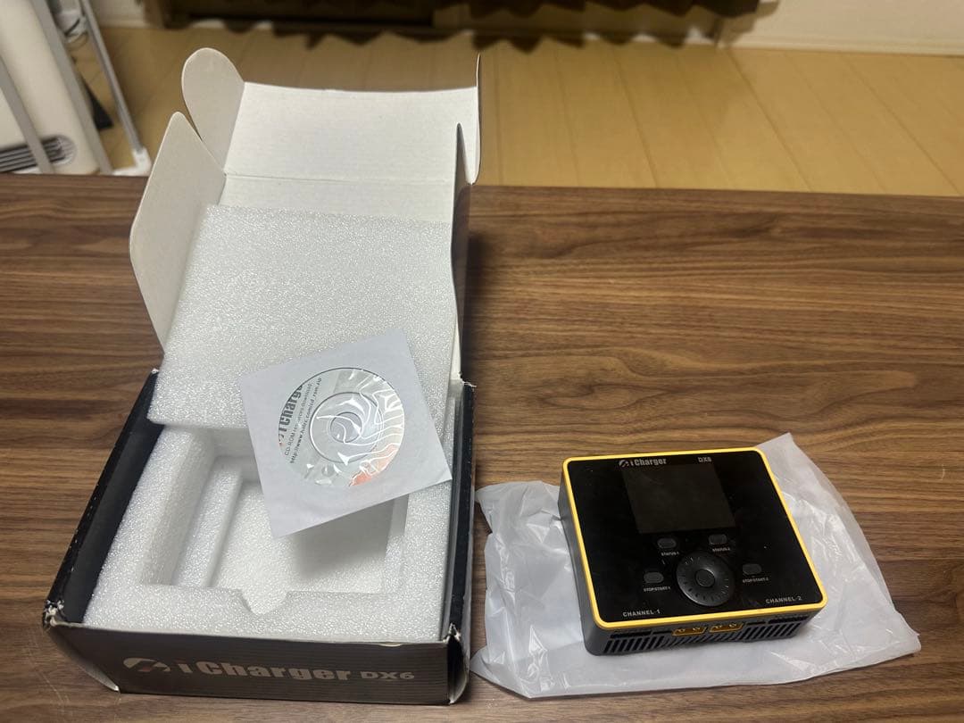 iCharger DX6 1500W デュアルチャージャー