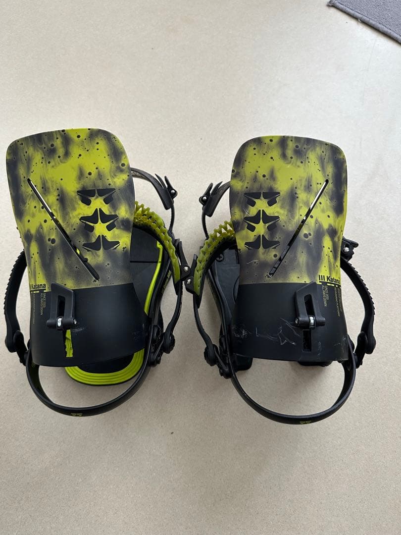 ロームカタナ23-24 Mサイズ 右足フットベット無し