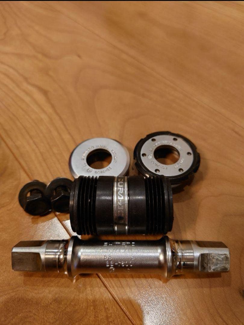 レア希少品!!　DURA-ACE ボトムブラケット 68mm　NJS