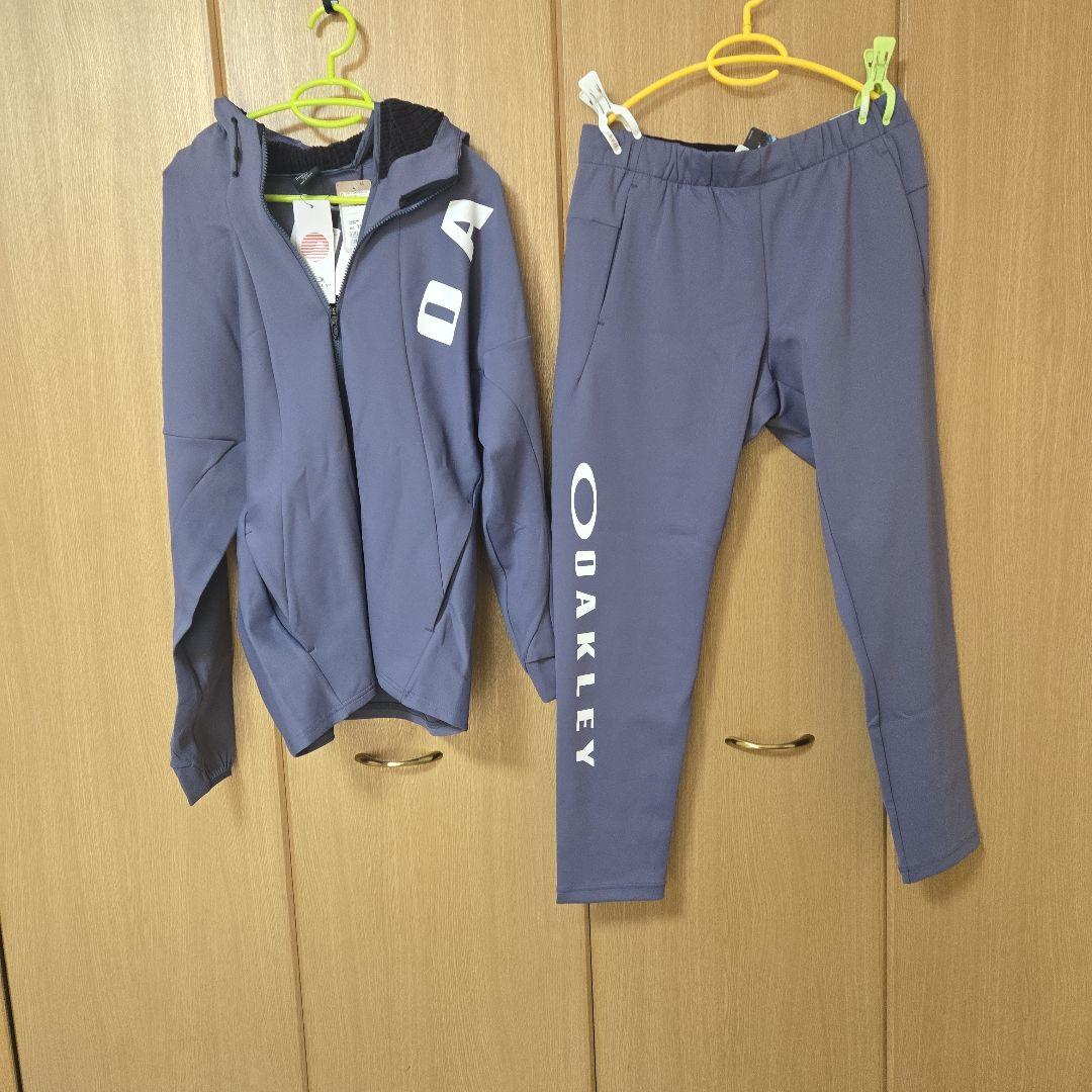 OAKLEY ジャージ上MSize下LSizeセットアップ