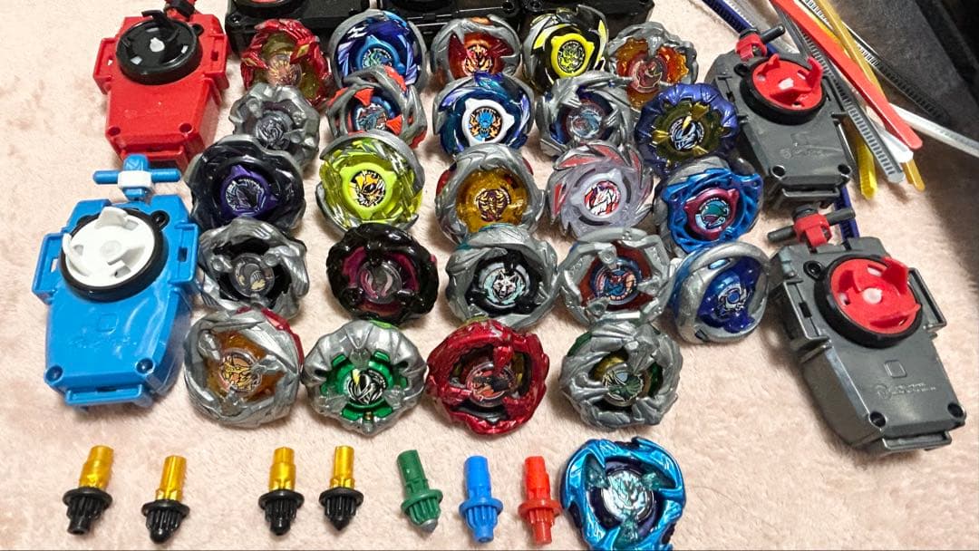 BAYBLADE x まとめ売り　25個他　公式スタジアムつき