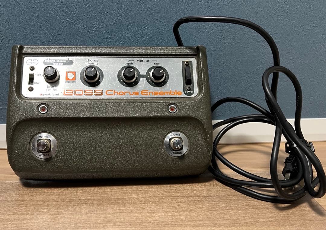 ギター BOSS CE-1 Chorus Ensemble