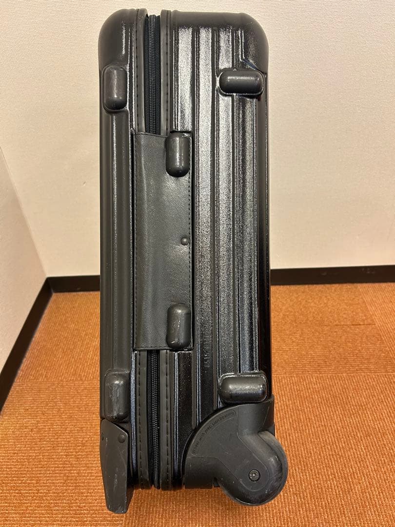 【RIMOWA リモワ】機内持ち込みサイズSALSA サルサ(2輪 /ブラック)