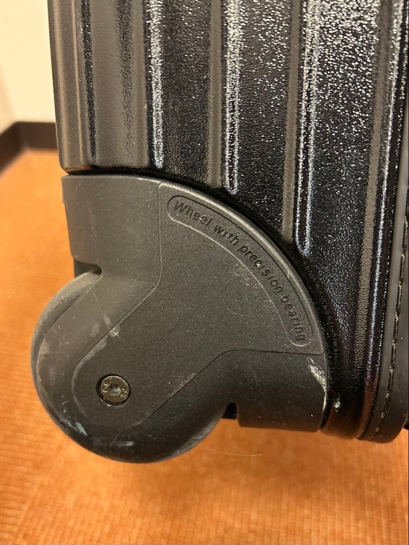 【RIMOWA リモワ】機内持ち込みサイズSALSA サルサ(2輪 /ブラック)