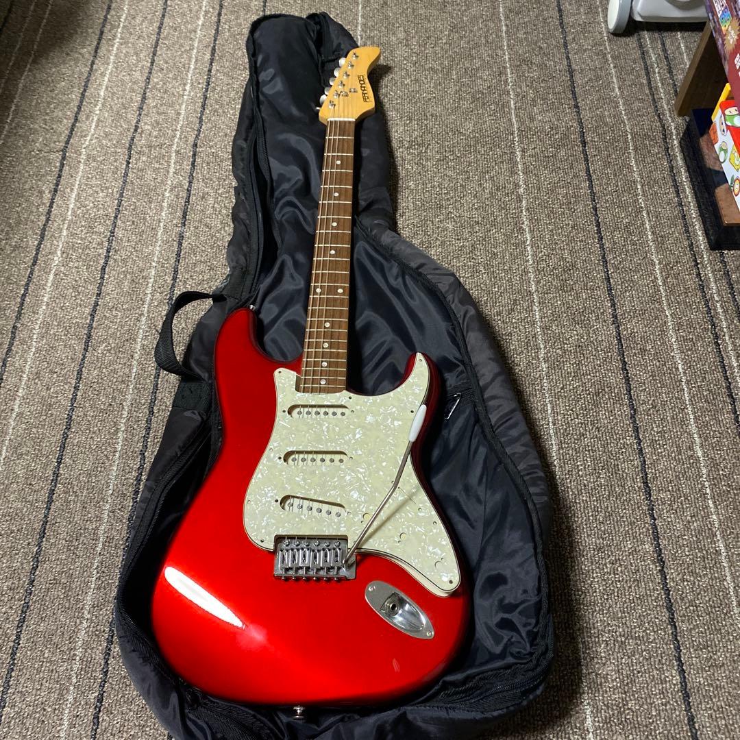 ★FERNANDES ★ストラトキャスタータイプ エレキギター