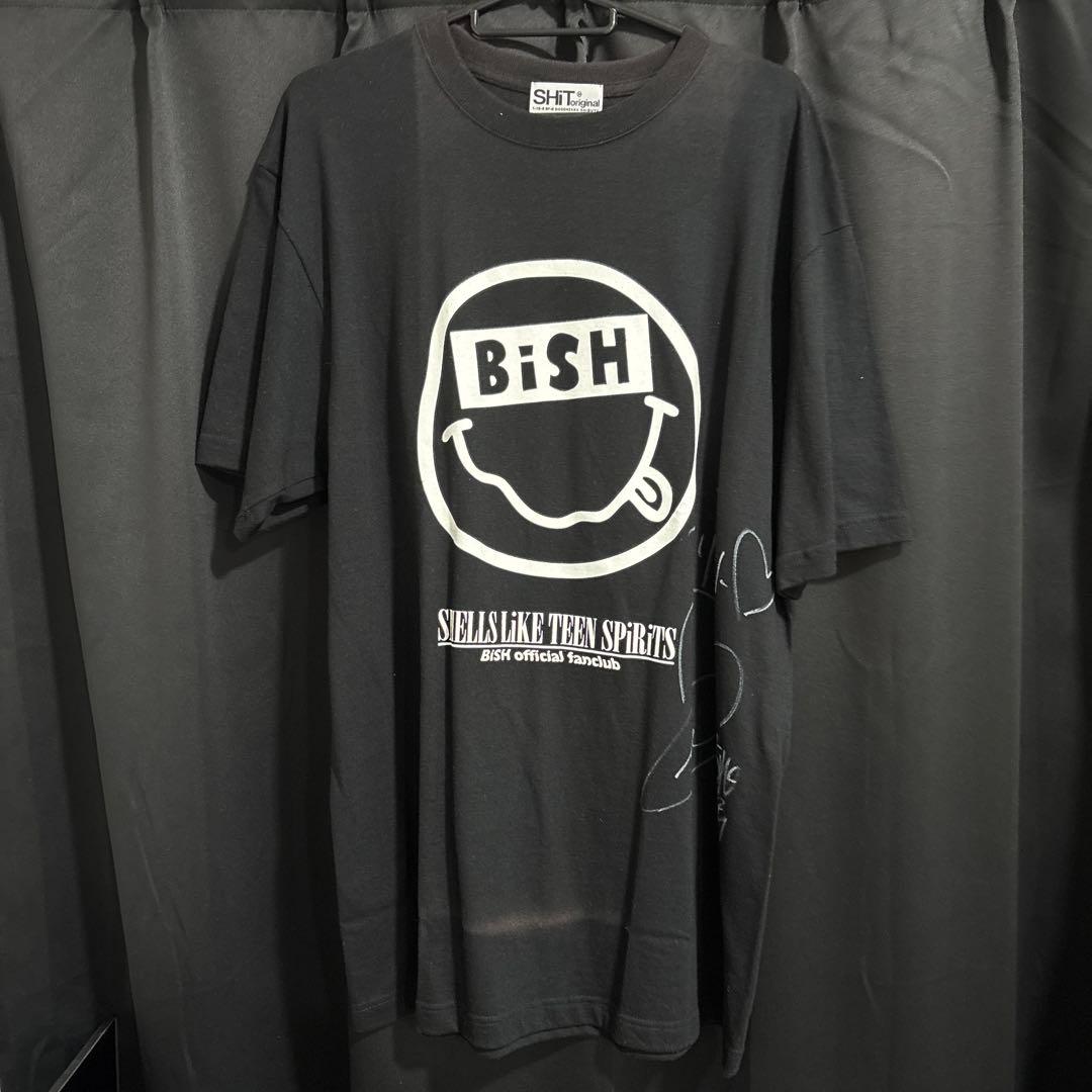 BiSH モモコグミカンパニーサイン入りTシャツ