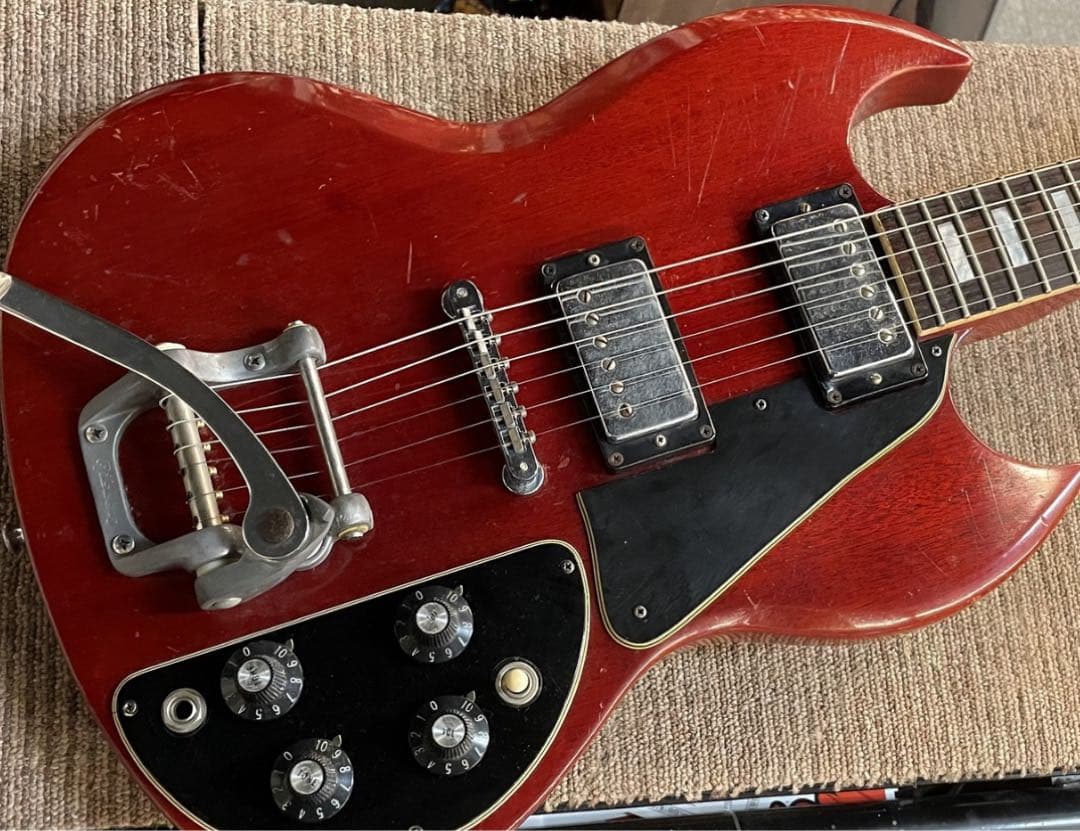 ねこGibson SG DELUXE 1972年製ギブソン 335