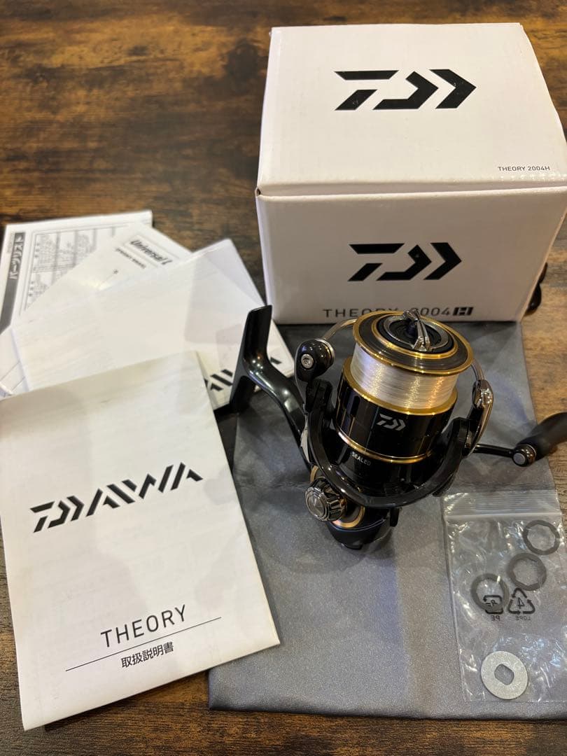 DAIWA THEORY 2004H スピニングリール 値下げ交渉可能です。