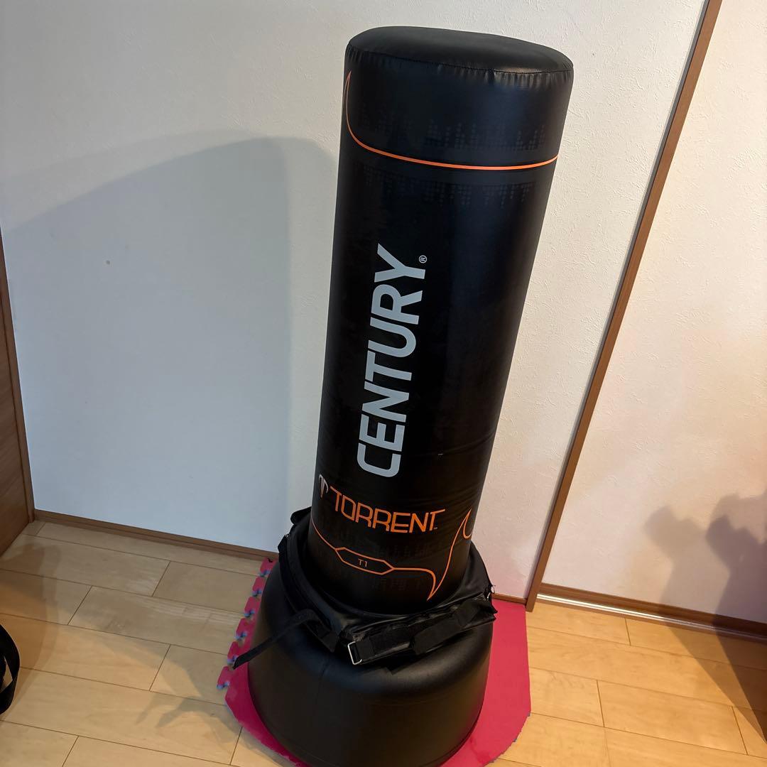 引き取り可能な方限定　 CENTURY TORRENT サンドバッグ　中古品