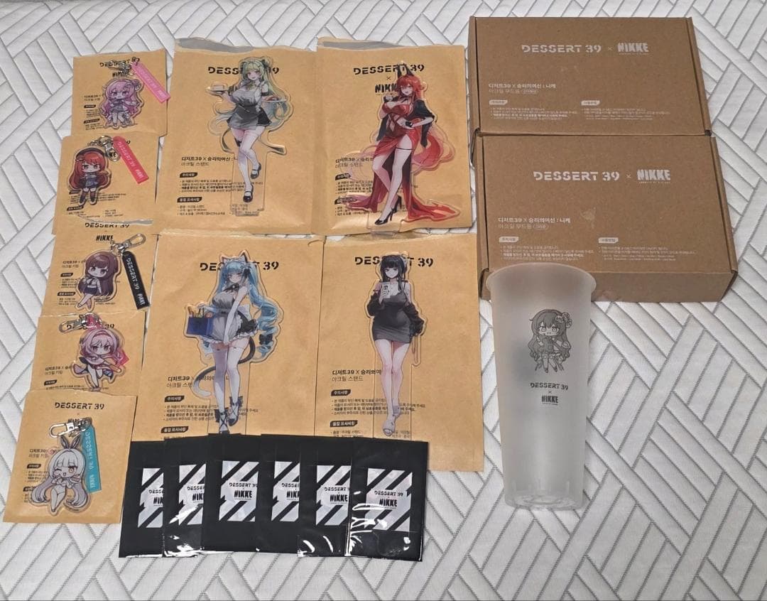 NIKKEデザート39フルセット（キーリング+アクリルスタンド+ムード灯など）
