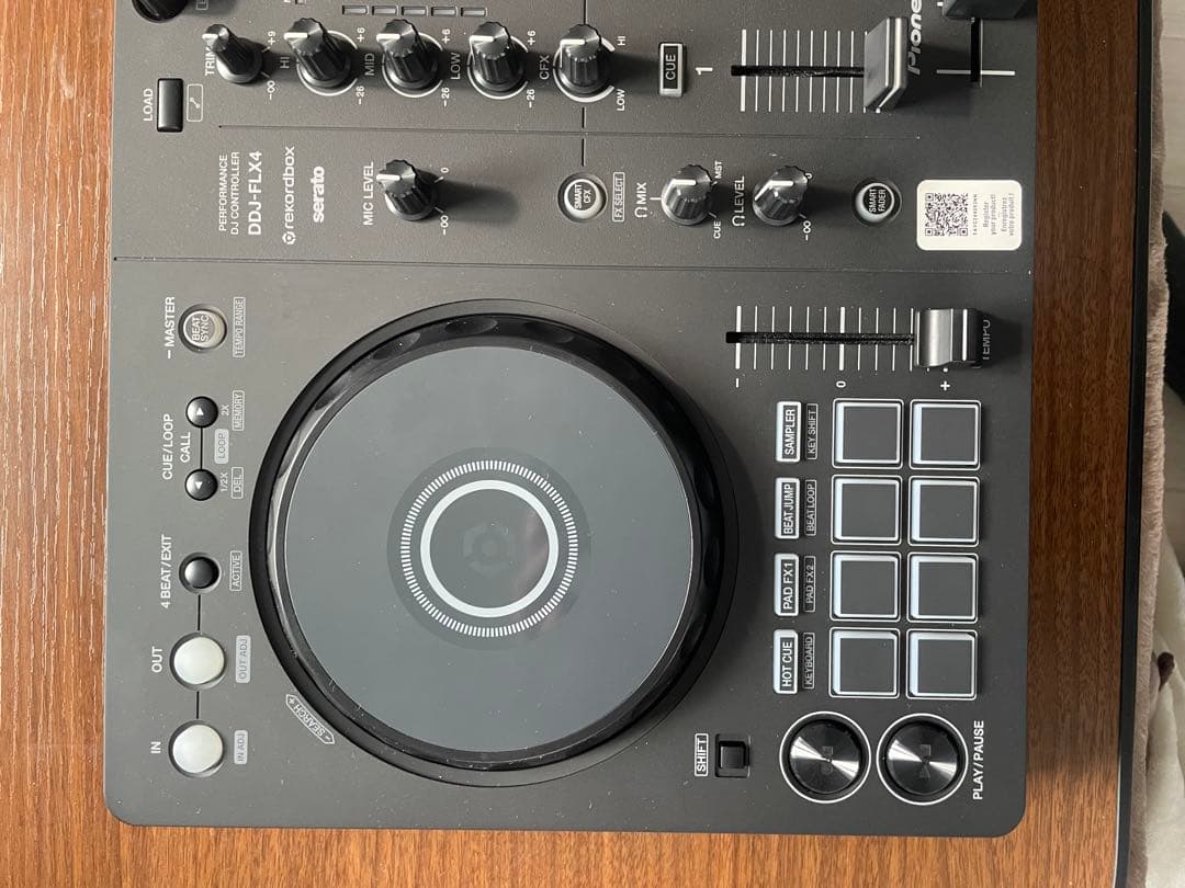 Pioneer DJ DDJ-FLX4 コントローラー