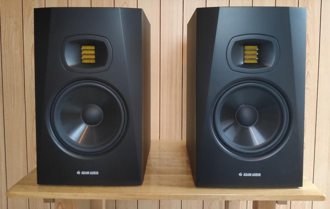 ADAM AUDIO T7V スタジオモニター