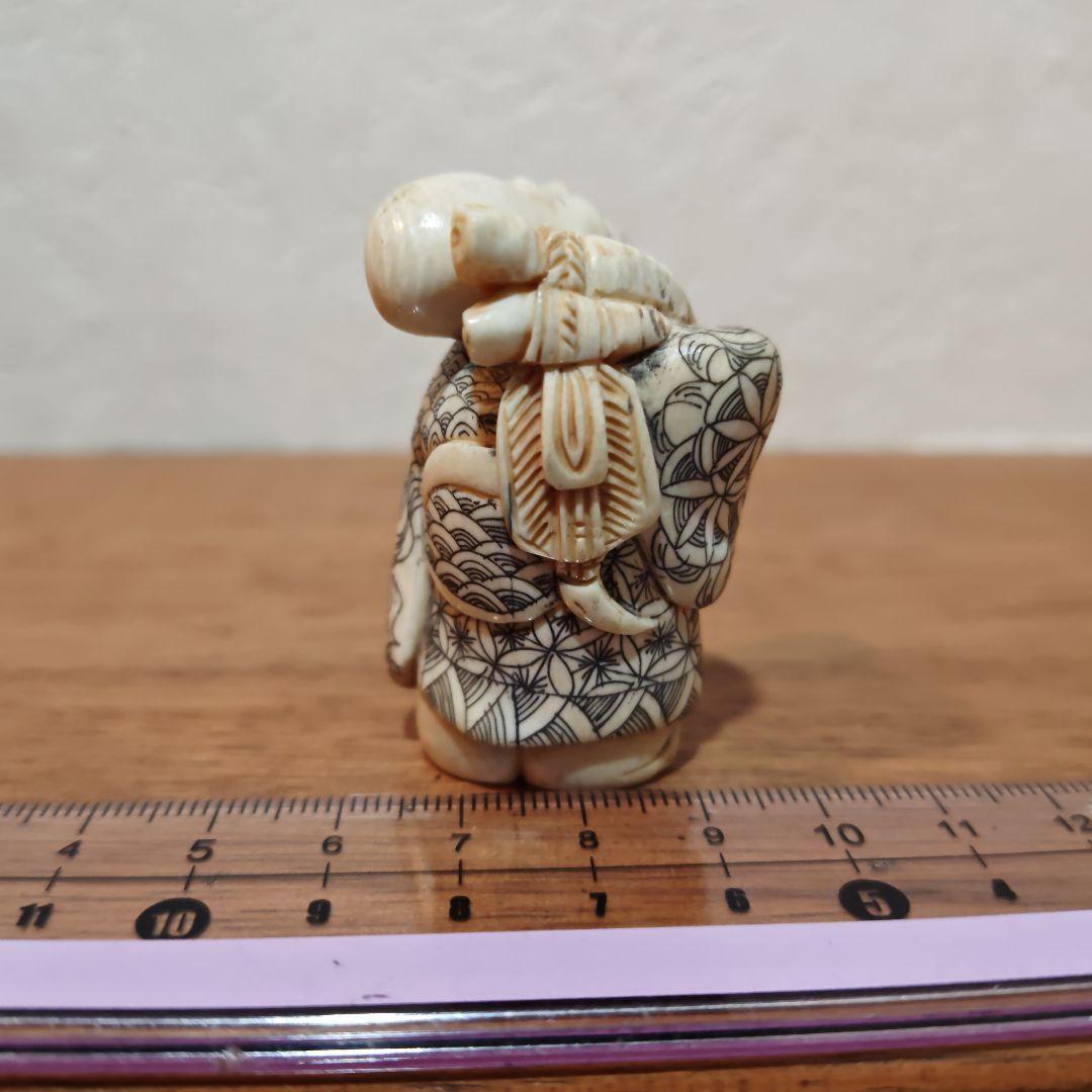 時代提物 七福神置根付 天然素材 在銘【福禄寿】高さ約5cm 重さ約37ｇ