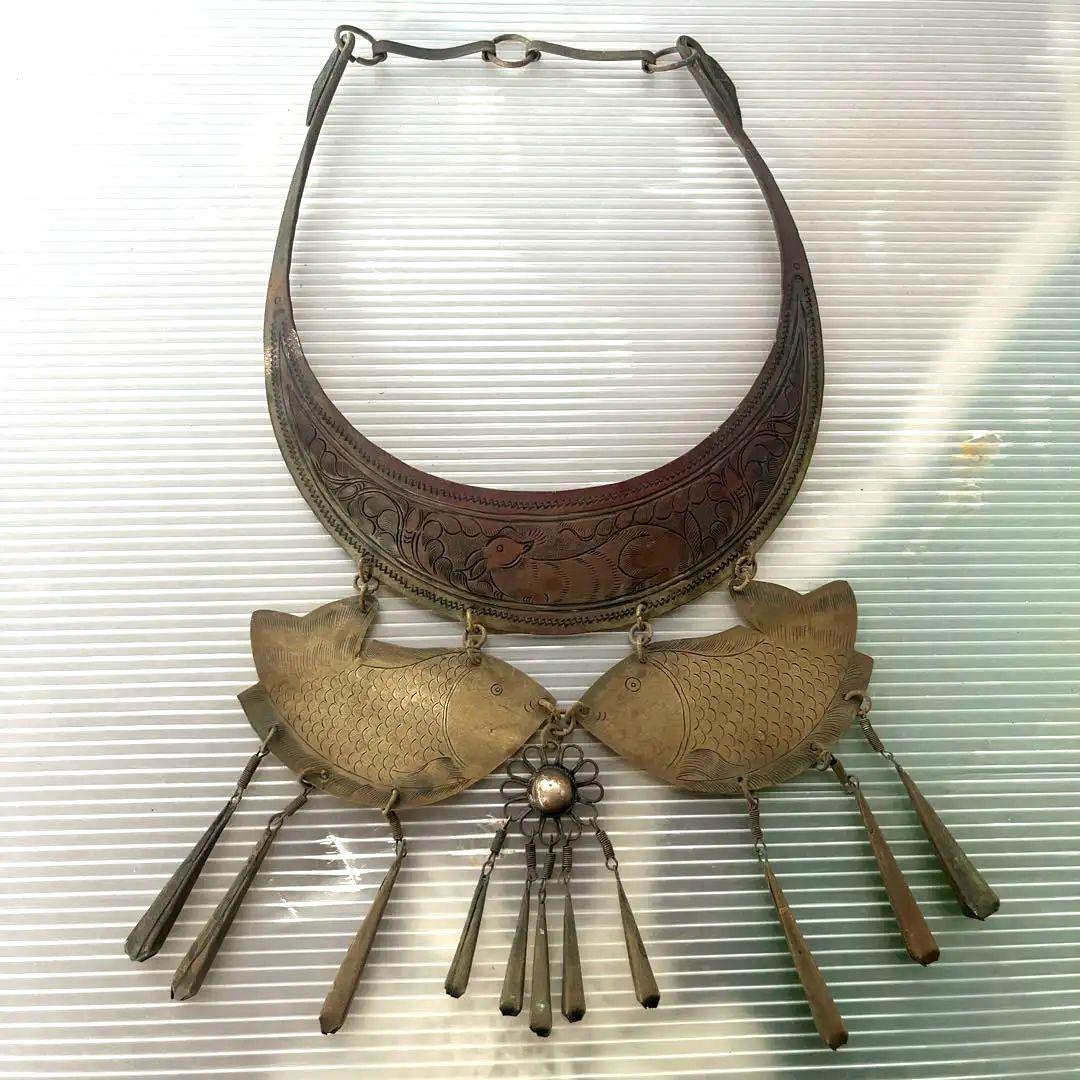 アンティーク　インディアンエッチングよだれ掛けネックレス