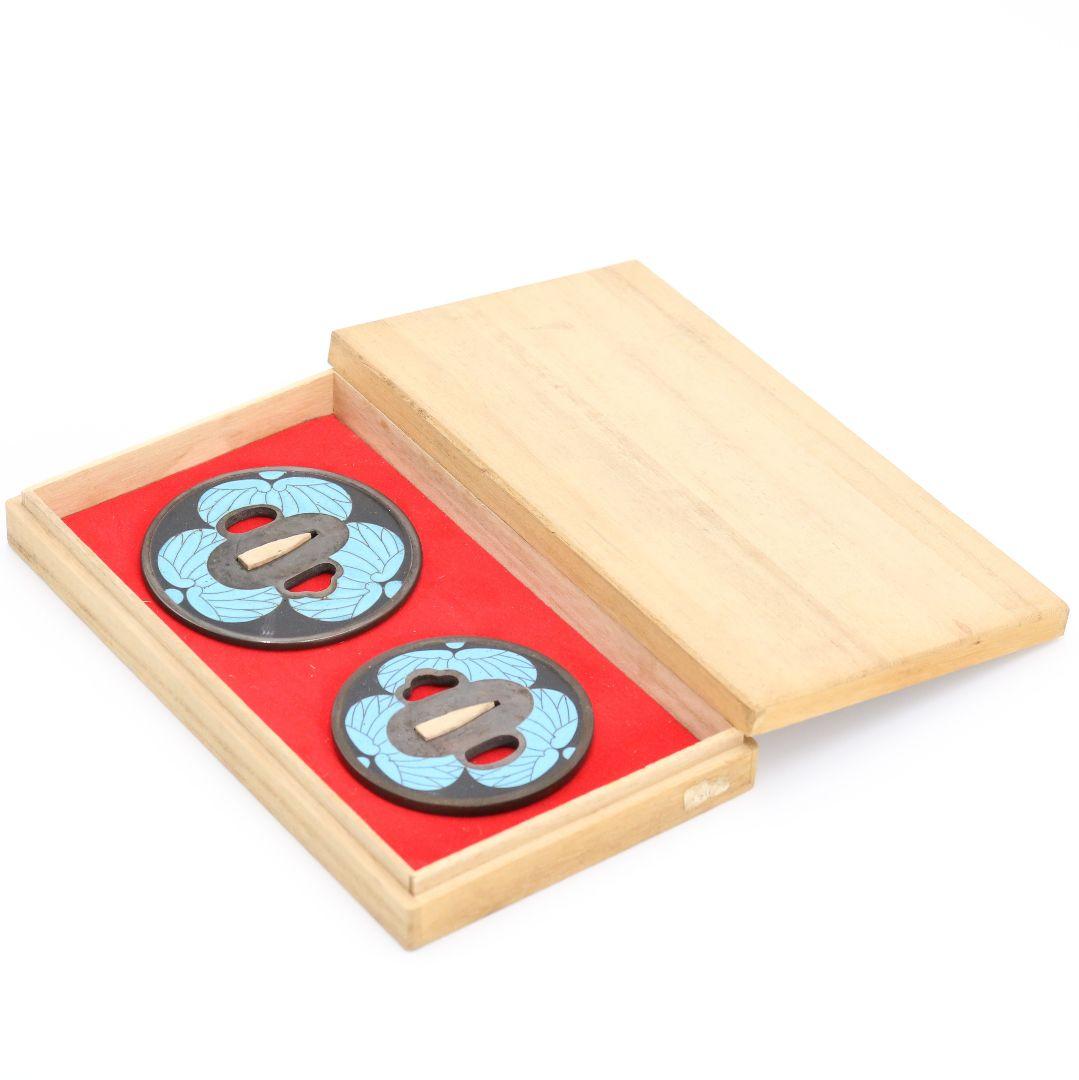 銅製七宝三つ葉葵文鐔　刀装具 一對 桐箱付　V107　1F28