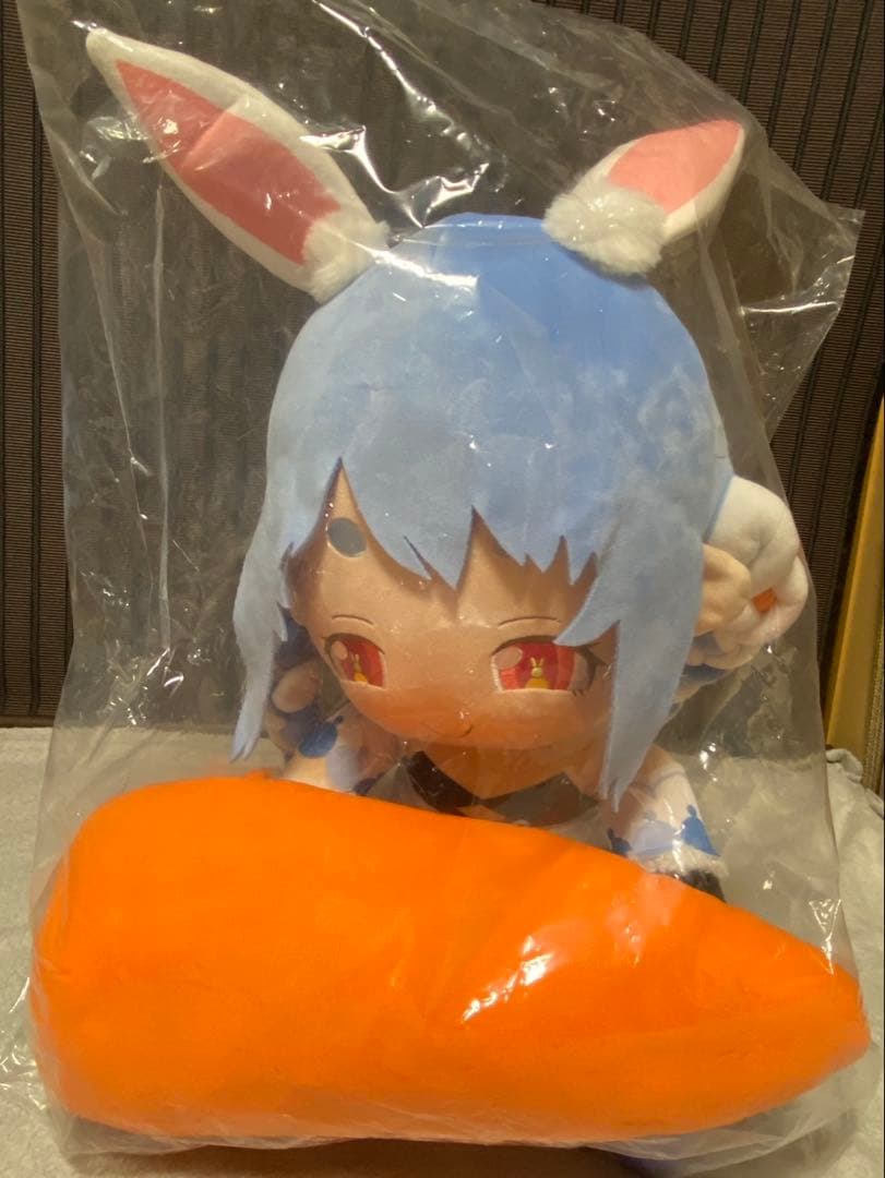 兎田ぺこら　PCクッション　ホロライブ　ぬいぐるみ