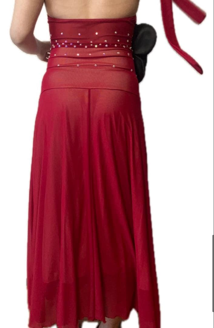 【処分価格！】社交ダンス　大輪の花が映える赤黒ドレス／美シルエット　練習着