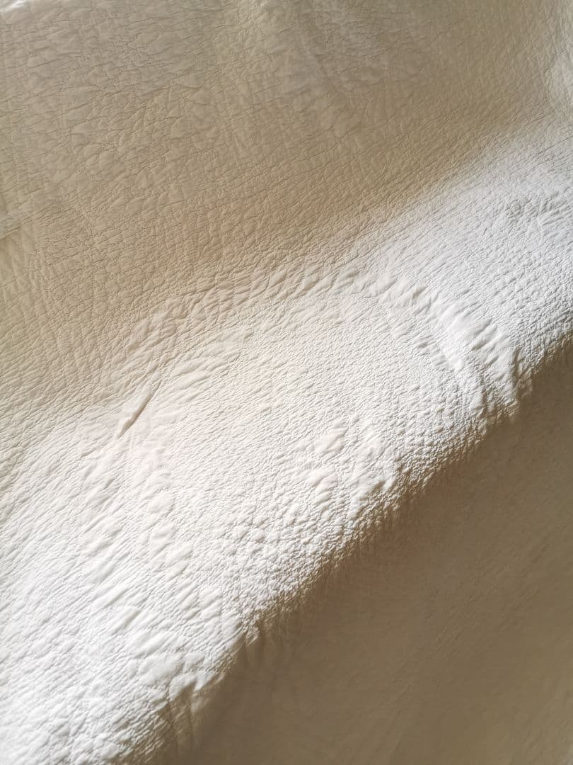 アンティーク ダーラムキルト 手縫 ブライダルホワイトキルト リーフ メダイヨン