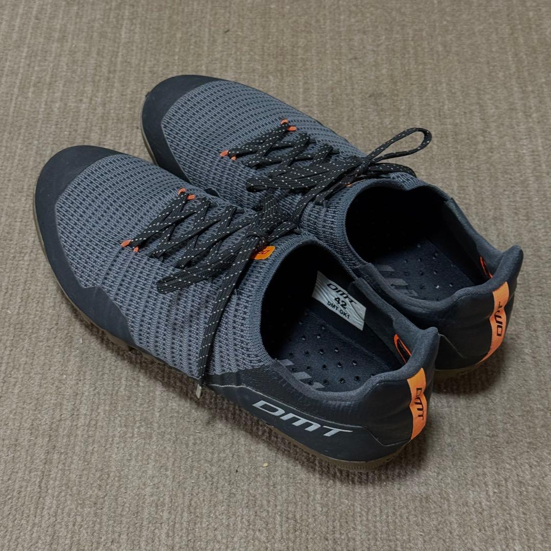 DMT GK1 42サイズ spdシューズ