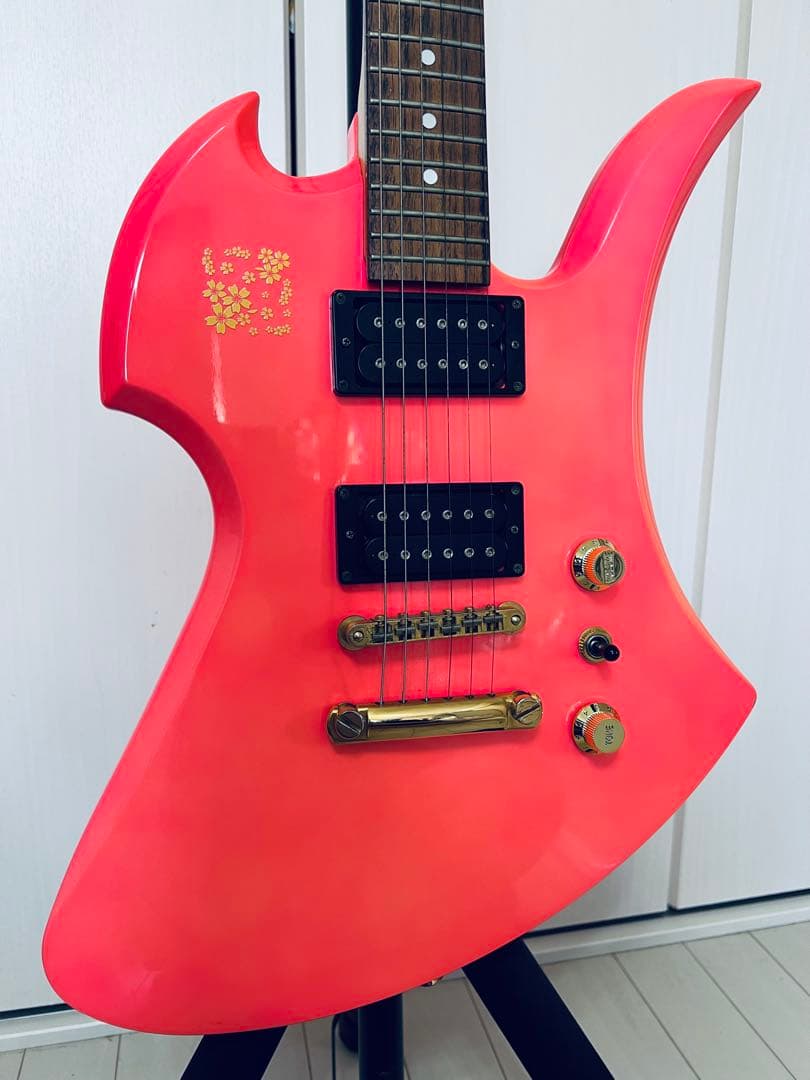 TARGET by FERNANDESモッキンバードMGT-48hide モデル