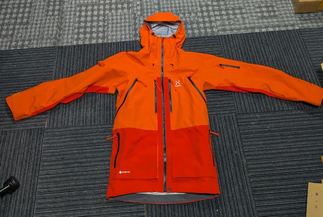 Haglofs ヴァッシ ゴアテックス ジャケット オレンジSサイズ