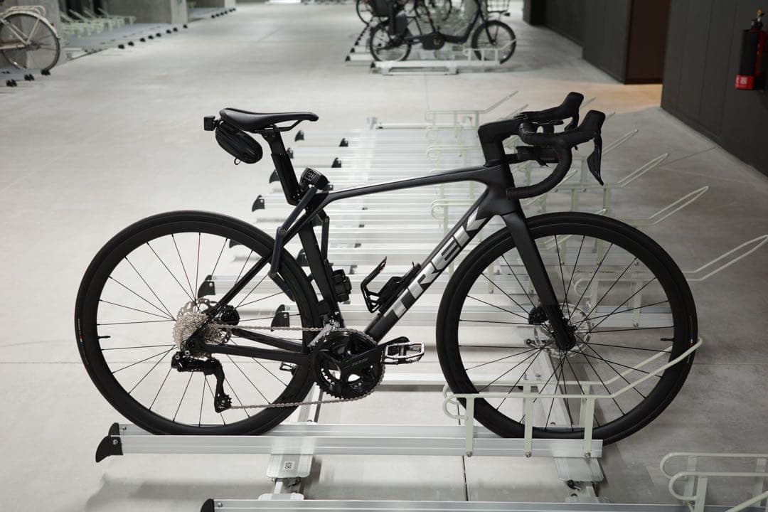 【超美品】TREK Madone SL6 Gen8 Mサイズ 105Di2