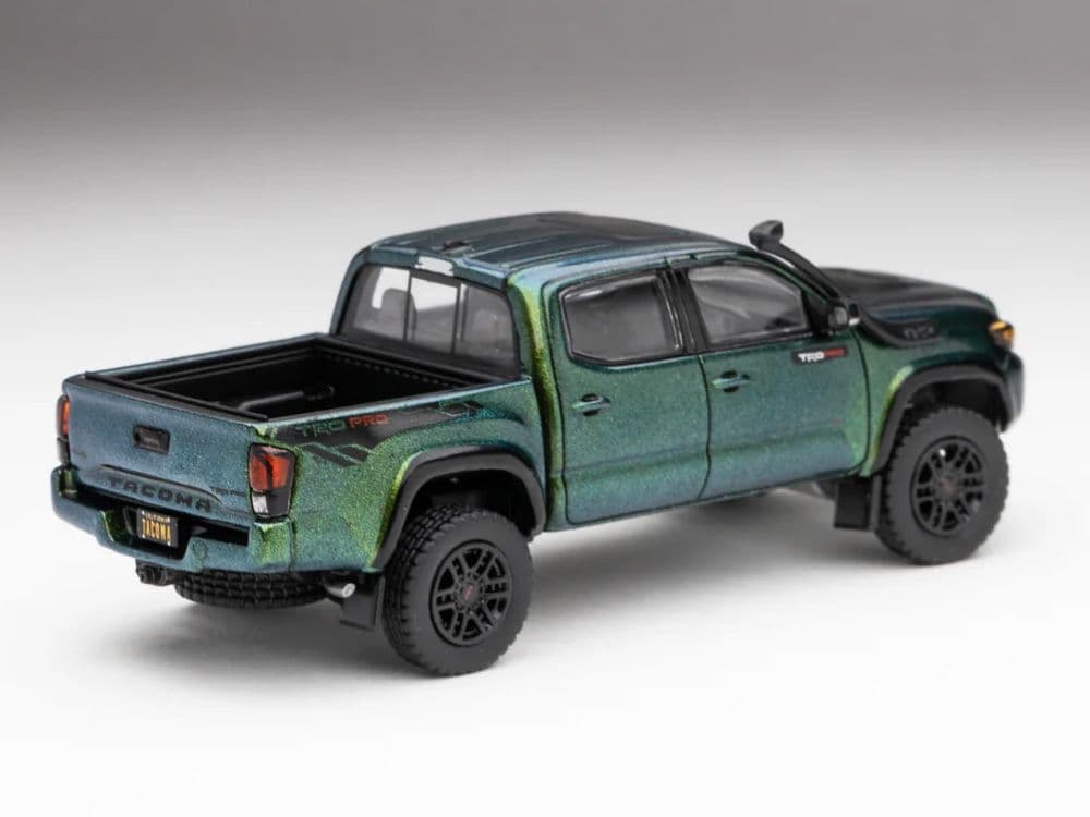 トヨタ タコマ TRD PRO マジック・グリーン
