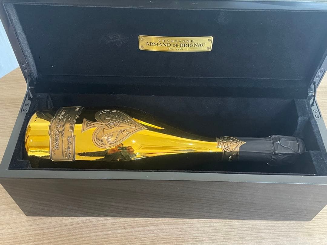 【新品 未開栓】アルマン・ド・ブリニャック ゴールド 750ml 箱付