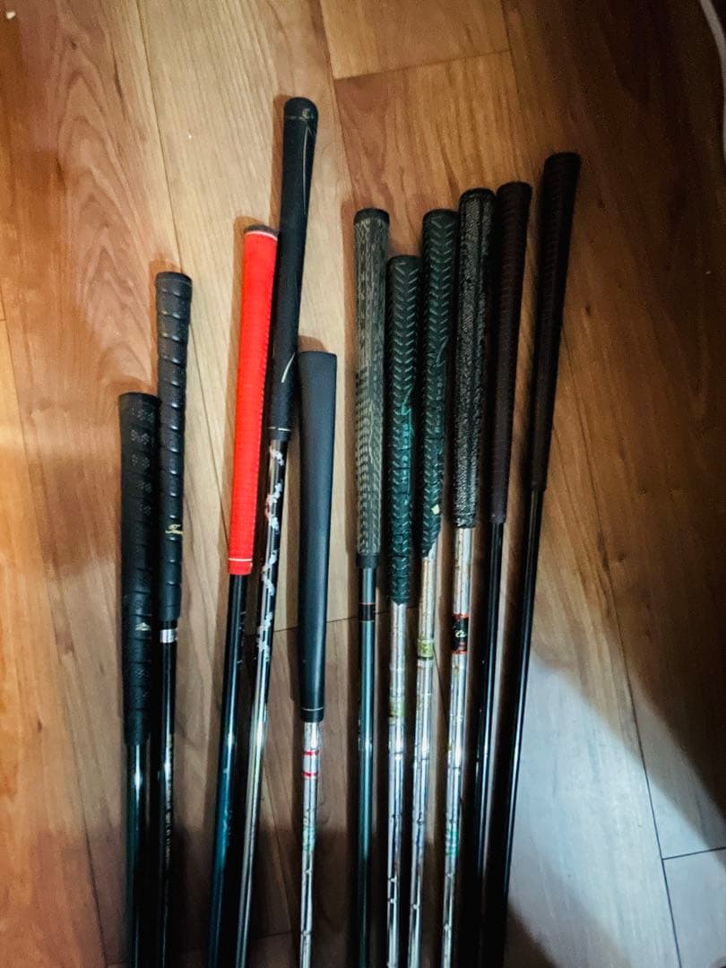 再値下げ:HONMAキャディーバッグ ゴルフクラブセット 練習ボール付き 初心者