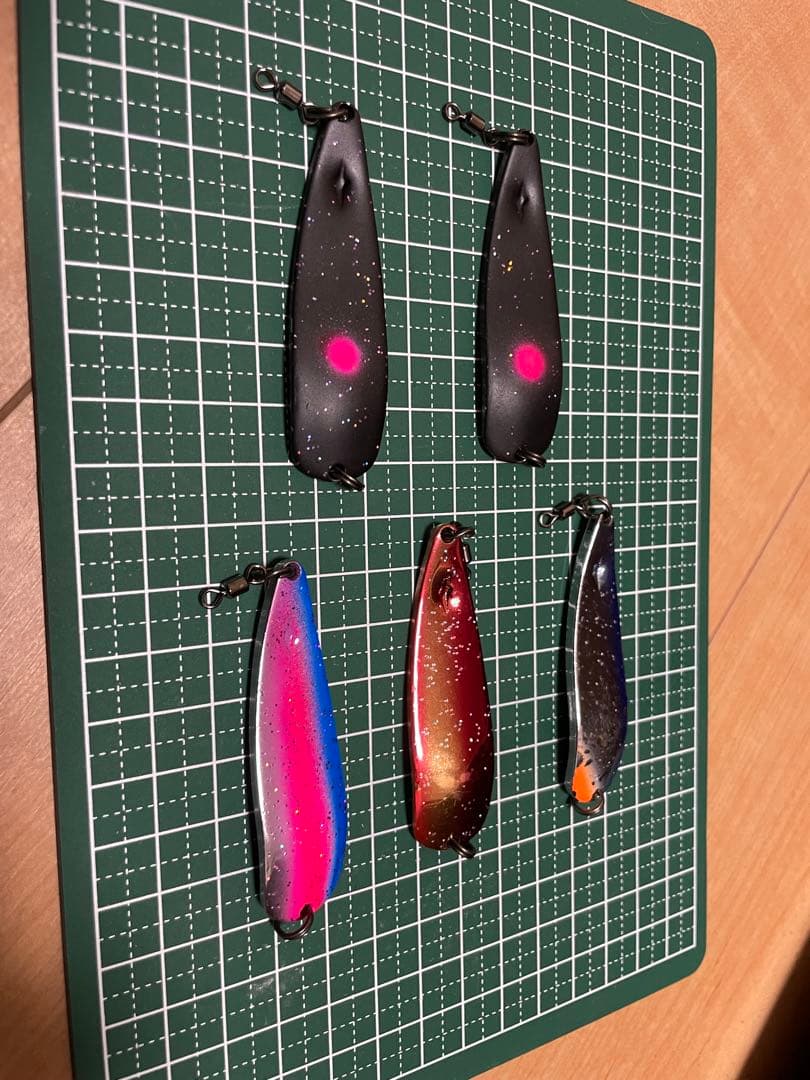 フォレスト　リアライズ 21g5個　18g11個セット